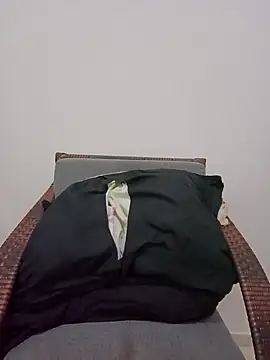 Snapshot of VIC22SECRET chatting on January 25, 2025, 1:10 am VIC22SECRET online show from January 25, 2025, 1:10 am