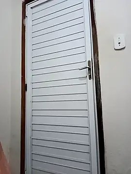 Snapshot of VIC22SECRET chatting on February 21, 2025, 1:11 am VIC22SECRET online show from February 21, 2025, 1:11 am