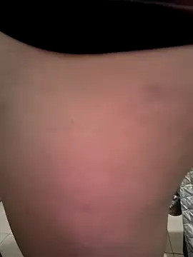 Snapshot of VIC22SECRET chatting on November 28, 2025, 1:19 am VIC22SECRET online show from November 28, 2025, 1:19 am