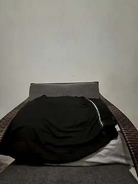Snapshot of VIC22SECRET chatting on May 7, 2026, 1:33 am VIC22SECRET online show from May 7, 2026, 1:33 am