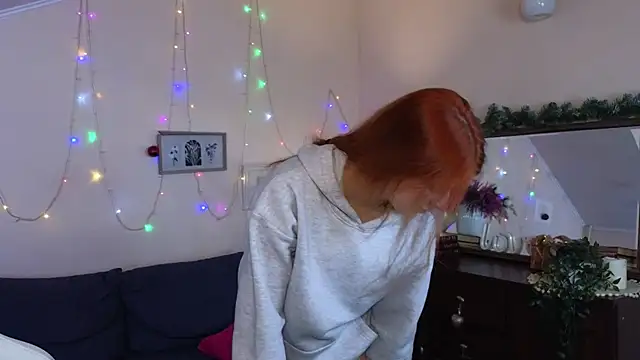 doll lesli online show from January 4, 2025, 4:00 pm