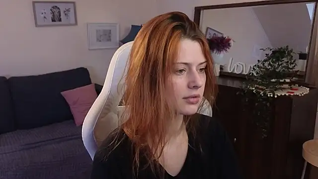 doll lesli online show from February 28, 2025, 2:31 pm