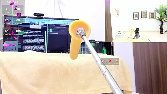 Paulina Davis  online show from October 18, 2025, 2:25 am