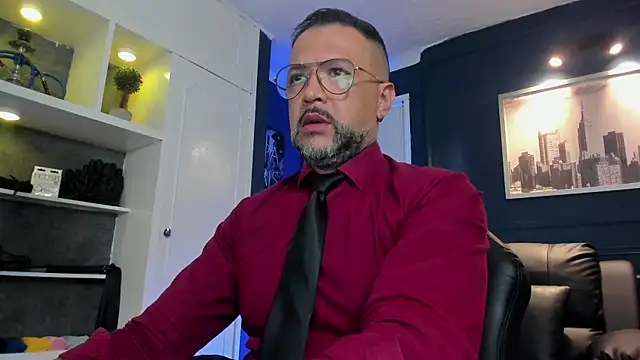 Snapshot of MrFrank_tattoo chatting on July 13, 2026, 11:24 am MrFrank tattoo online show from July 13, 2026, 11:24 am