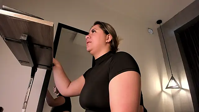  rebecca1 online show from February 8, 2025, 3:42 pm