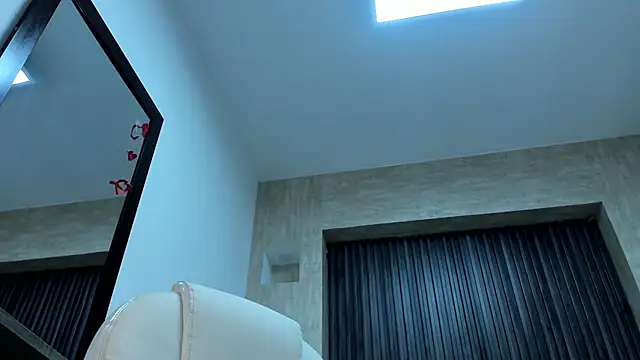  rebecca1 online show from March 15, 2025, 10:46 am