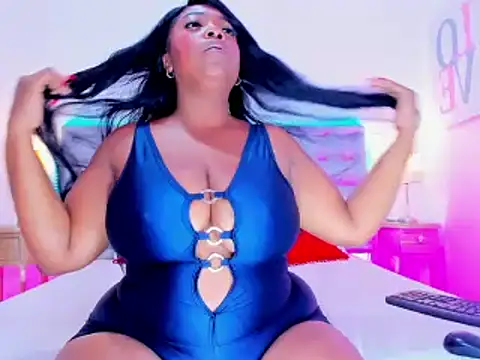 laqquishax online show from December 3, 2024, 3:22 pm