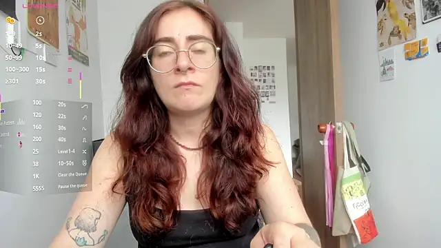 linda giggle online show from March 10, 2026, 2:33 pm