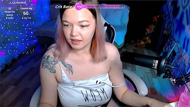 mary lunar online show from October 3, 2025, 7:22 pm