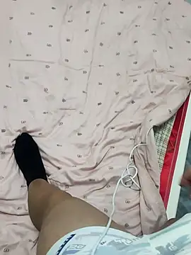 guozuo online show from October 3, 2025, 1:30 pm