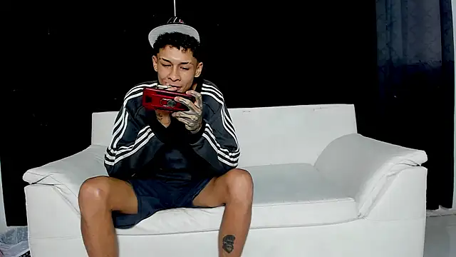 self love46 online show from April 17, 2026, 7:17 pm