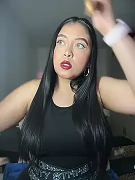 cami ortiz   online show from January 15, 2025, 2:27 am