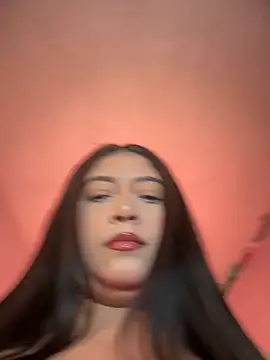 cami ortiz   online show from October 12, 2025, 4:55 am