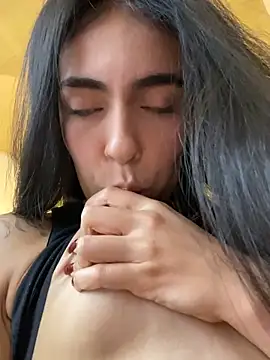 DaphneUwu online show from February 23, 2026, 1:36 am