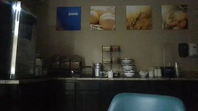 Hornybbw1978 online show from December 3, 2024, 6:37 am