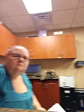 Hornybbw1978 online show from April 23, 2026, 5:30 am