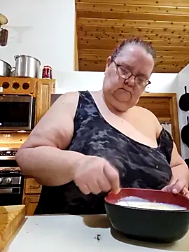 Hornybbw1978 online show from April 30, 2026, 2:40 am