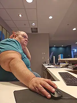 Hornybbw1978 online show from July 2, 2026, 5:46 am