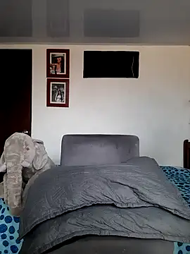 cosmicwind online show from December 29, 2024, 7:32 pm