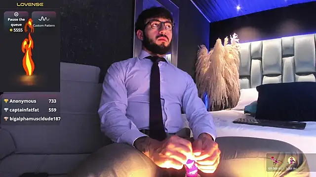 MarkWalker   online show from February 27, 2025, 4:53 pm