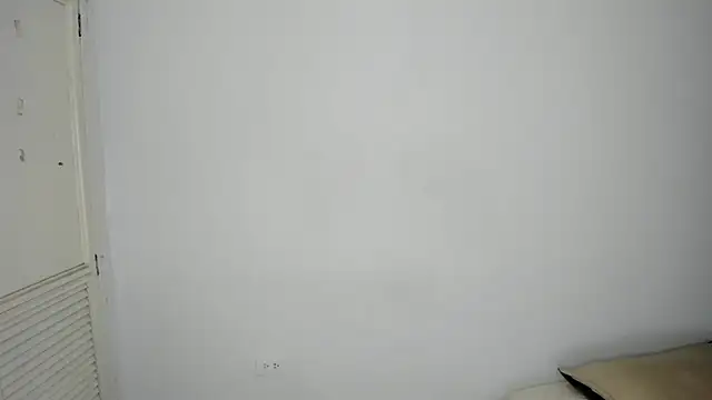 kristyl paez online show from April 18, 2026, 8:09 pm