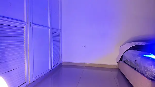 kristyl paez online show from April 19, 2026, 7:05 pm