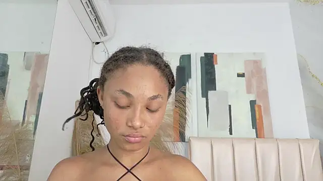 Snapshot of kristyl_paez chatting on June 2, 2026, 7:27 pm kristyl paez online show from June 2, 2026, 7:27 pm