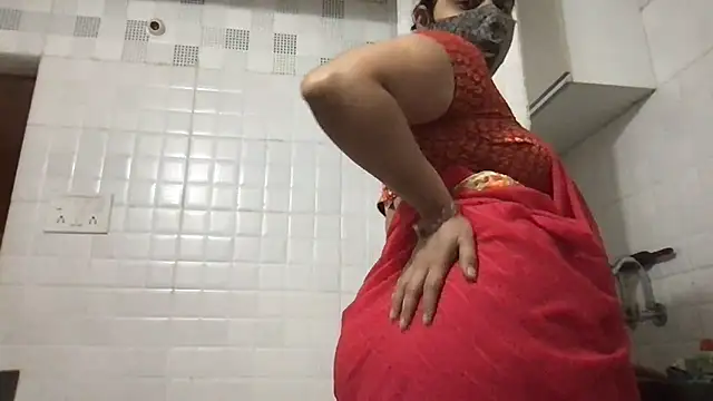 Riyasingh9 online show from January 16, 2025, 4:38 am