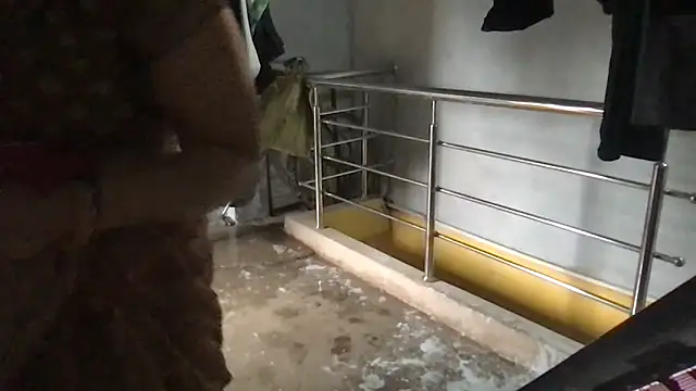 Riyasingh9 online show from September 29, 2025, 4:06 am