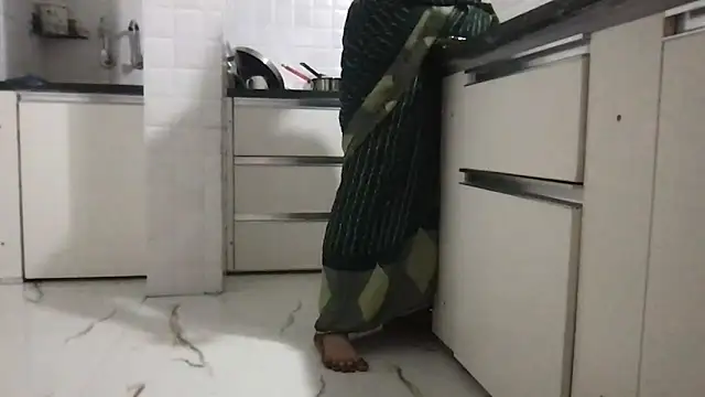 Riyasingh9 online show from October 15, 2025, 2:55 am