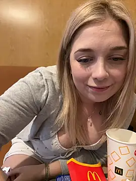 CherryAuroraa online show from January 19, 2025, 10:50 am