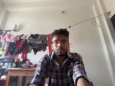 Snapshot of HorriblePastry chatting on January 14, 2026, 5:24 am HorriblePastry online show from January 14, 2026, 5:24 am