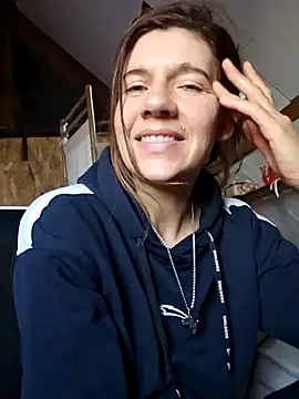 Lina lou4 online show from December 25, 2024, 3:38 pm