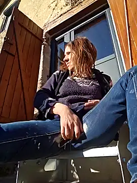 Lina lou4 online show from January 14, 2025, 12:35 pm