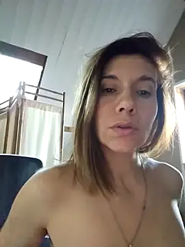 Lina lou4 online show from February 4, 2025, 4:29 pm