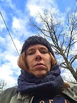 Lina lou4 online show from February 28, 2026, 3:02 pm