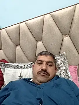 Amandev7 online show from March 1, 2026, 5:48 pm