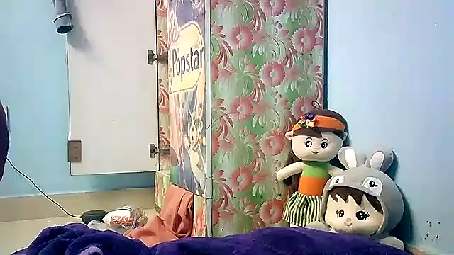 lovelydesi21 online show from January 12, 2025, 2:30 pm