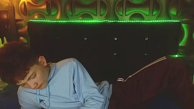 cruz dante online show from April 25, 2026, 7:33 pm