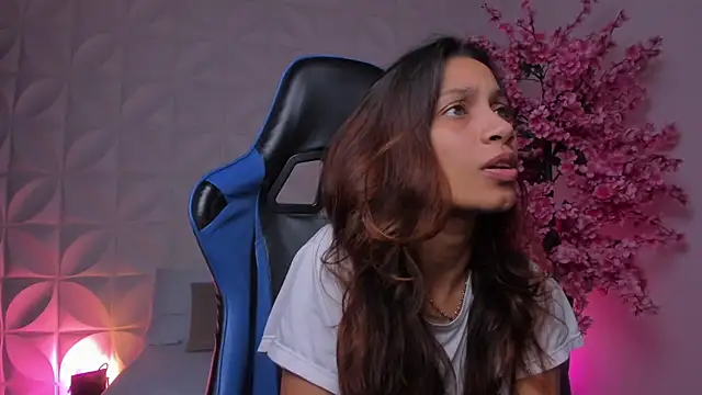 cora 22 online show from March 10, 2026, 12:54 pm