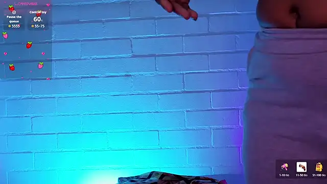 louise nails online show from April 21, 2026, 12:44 pm