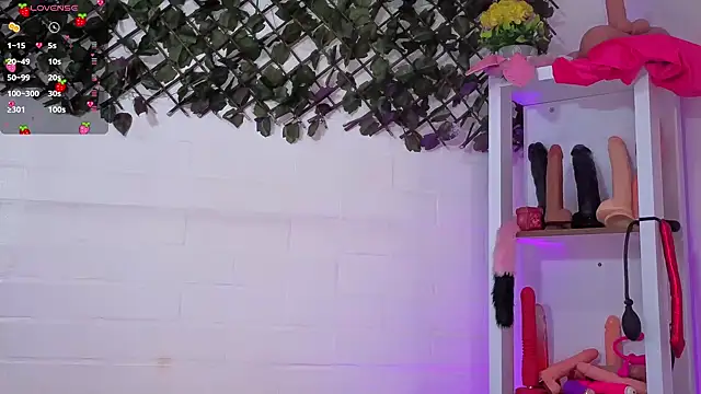 louise nails online show from May 11, 2026, 6:16 pm