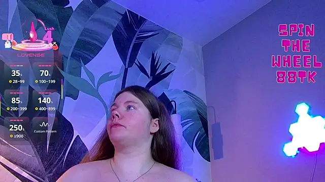 RubyValen online show from September 29, 2025, 1:11 am