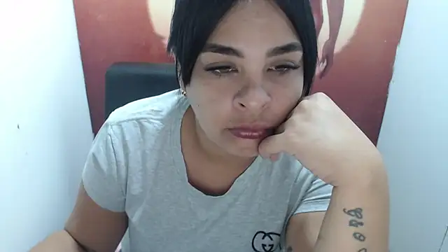 Laura hottt online show from February 25, 2026, 2:05 pm