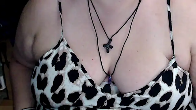 mayasmith online show from November 17, 2025, 7:25 am