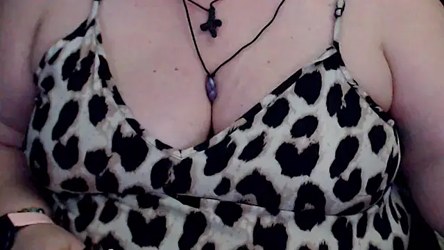 Snapshot of mayasmith chatting on July 1, 2026, 12:01 am mayasmith online show from July 1, 2026, 12:01 am
