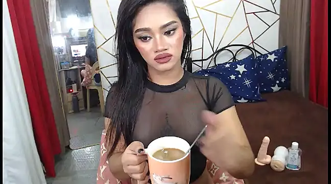 WildTsYhannaUncut online show from February 16, 2025, 2:21 pm