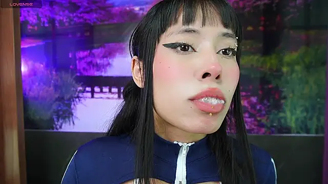 miss  maria online show from February 13, 2025, 6:05 pm