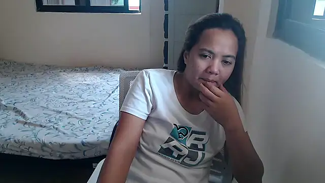 xTheLastVIRGINx online show from October 8, 2025, 5:05 am