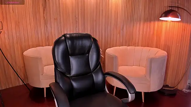 JuanitaClay online show from February 14, 2025, 1:08 pm